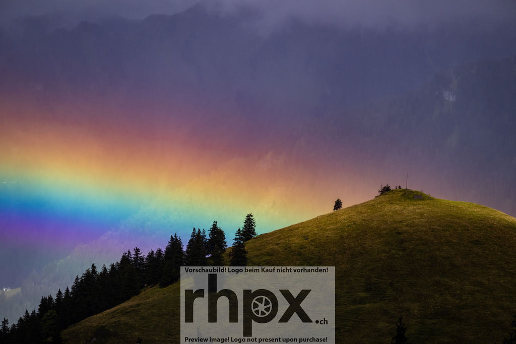 Regenbogen | Stimmungsvolle Fotokunst aus Luzern. Erlebe den Pilatus, den See und die Stadt Luzern in exklusiven Aufnahmen in der Fotogalerie & Shop. - Realisiert mit Pictrs.com