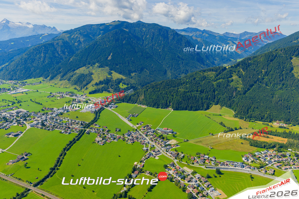 Luftaufnahme der Stadt Maishofen - Die Luftaufnahme wurde 2025 vom UL-Flugzeug heraus erstellt ( keine Drohne ) - Hochauflösende Luftaufnahme - für professionelle Ausdrucke geeignet. Die Geschenkidee !Mit Lizenz und Bildrechte bestellbar