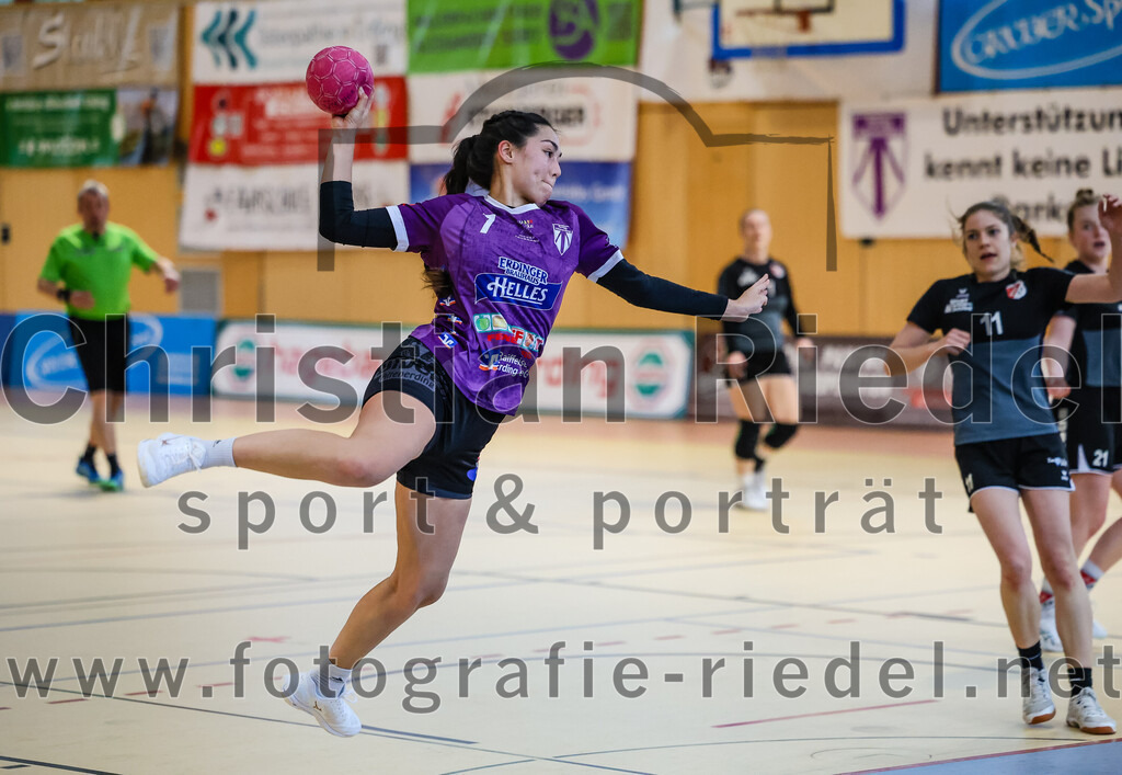 2024-03-23_008_SpVgg_Altenerding_II_gegen_ETSV_09_Landshut | Erding, Deutschland, 23.03.2024:
Handball, Bezirksliga Frauen Altbayern 2023 / 2024, 19. Spieltag, SpVgg Altenerding II gegen ETSV 09 Landshut, Endergebnis: 22:18

Michelle Gruber (SpVgg Altenerding, #7)

Foto: Christian Riedel / fotografie-riedel.net