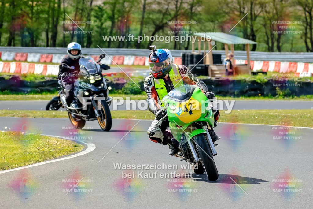 _OTO2425 | Hier findet Ihr Bilder von Touristenfahrten auf der Nürburgring Nordschleife oder von anderen Veranstaltungen die ich besucht habe. Viel Spass beim Durch Schauen 