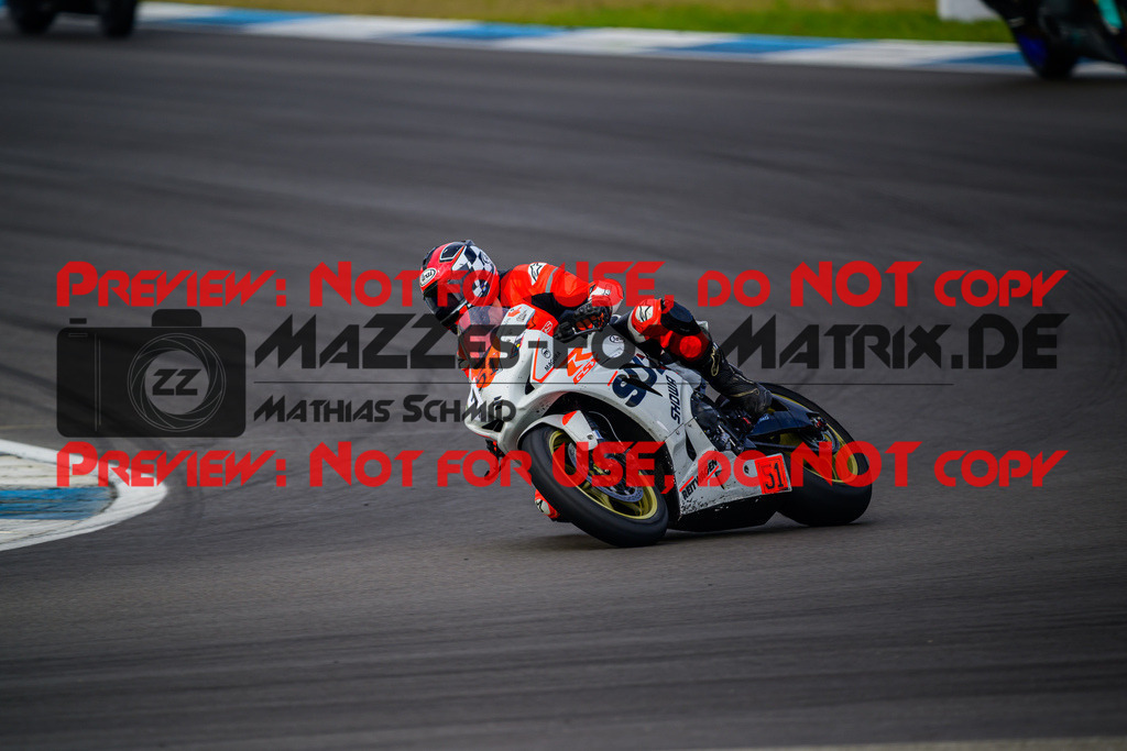 MaZZes_Fotomatrix_20250421_6007705_2077 | WEISS