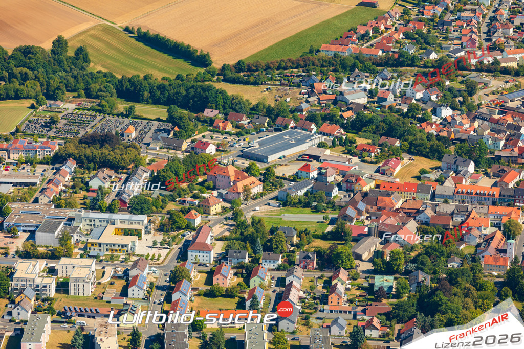 Luftaufnahme von  Mitterteich - Die Luftaufnahme wurde 2025 vom UL-Flugzeug heraus erstellt ( keine Drohne ) - Hochauflösende Luftaufnahme - für professionelle Ausdrucke geeignet. Die Geschenkidee !Mit Lizenz und Bildrechte bestellbar