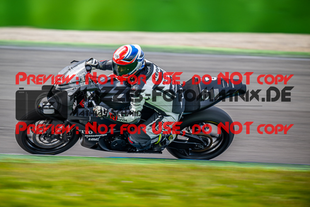 MaZZes_FotoMatrix_230410_7162-2 | GELB