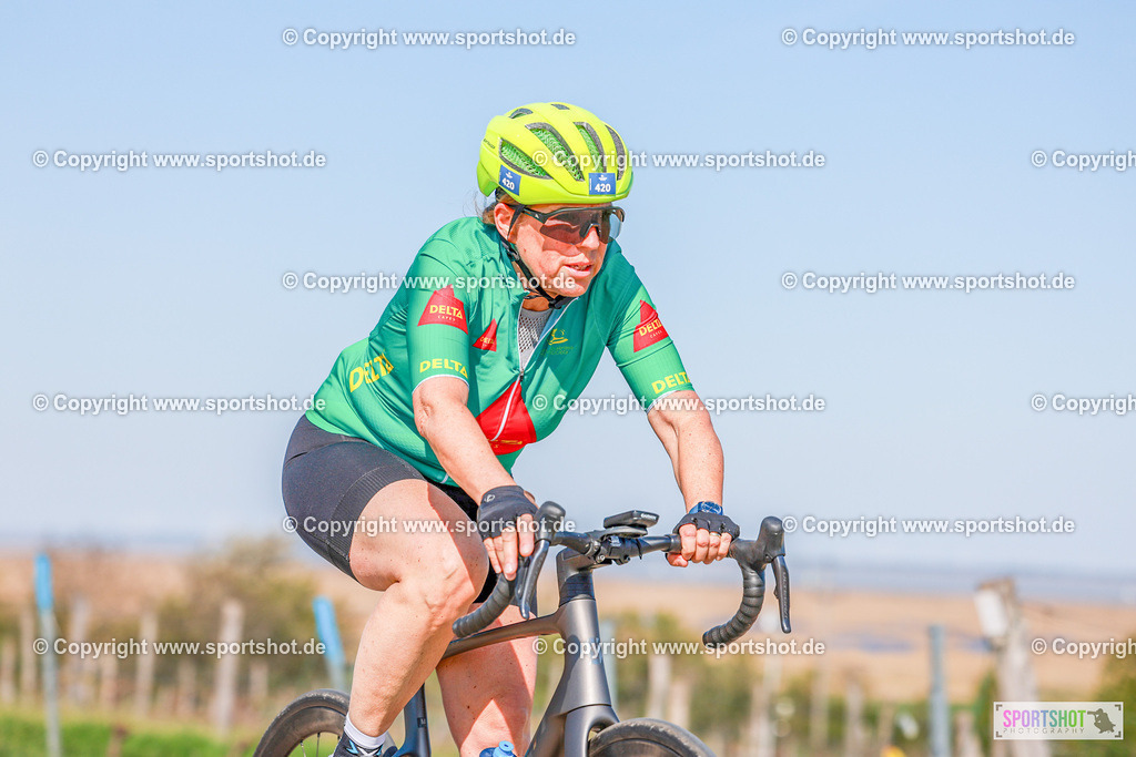 591_AR6_8168 | Neusiedlersee Radmarathon 2026@sportshot_your_pictrs #yourpictures#roadtowm2029 #nrm #neusiedlerseeradmarathon #neusiedlersee #neusiedlerseetourismus #burgenland #mörbisch #nrm26 #burgenlandtourismus #voglundco #poweredbyburgenlandtourismus #radsport #rad #marathon #ucigranfondo #visitburgenland #ucigranfondoworldseries