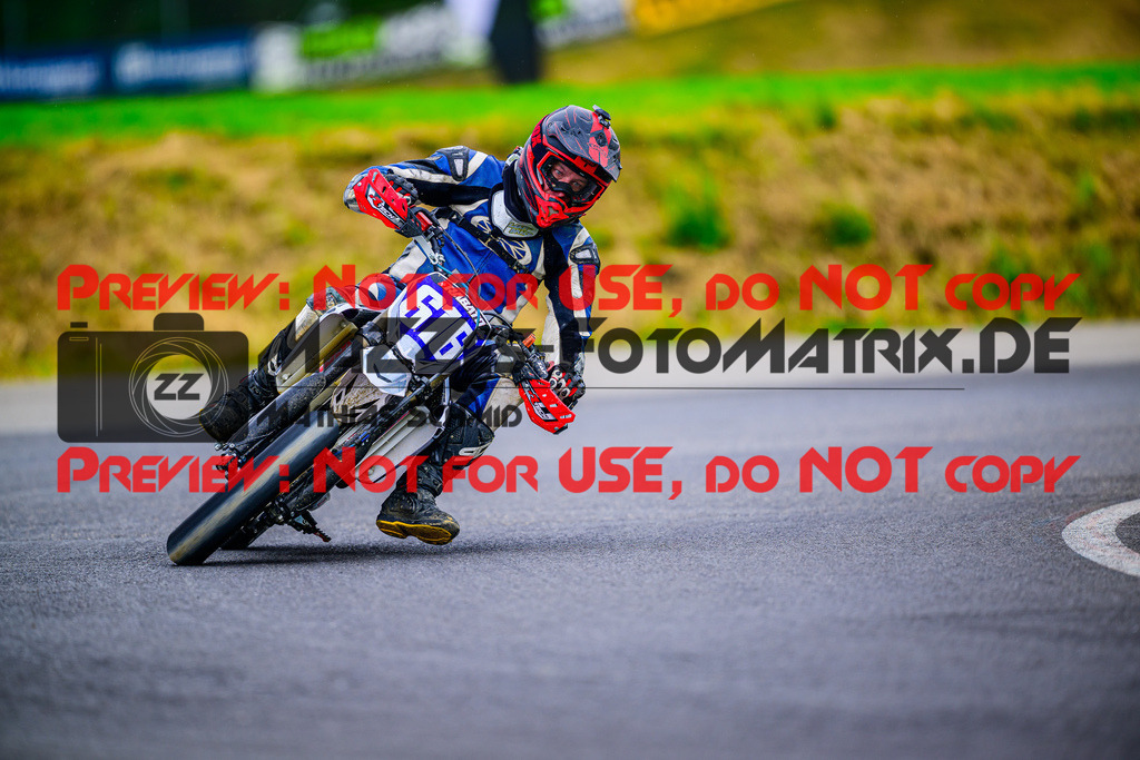 MaZZes_FotoMatrix_240608_6007705_9765 | YOUNGSTER