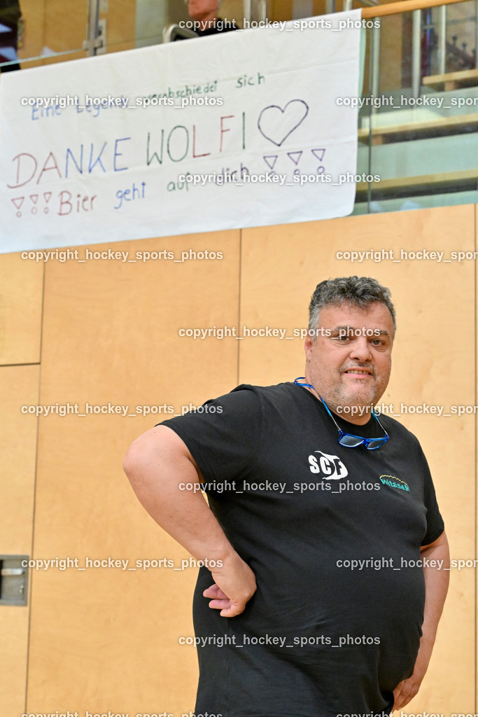 SC Ferlach vs. WAT Atzgersdorf | Buchbauer Wolfgang Assistentcoach SC Ferlach Damen, Transparent Buchbauer, SC Ferlach vs. WAT Atzgersdorf, SC Ferlach vs. WAT Atzgersdorf am 12.05.2024 in Ferlach (Ballspielhalle Ferlach), Austria, (Photo by Bernd Stefan)