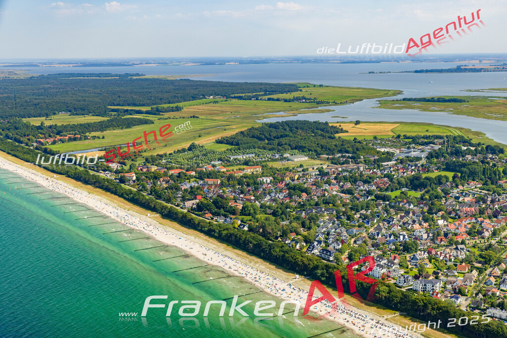 Vs Google Maps Zingst - Die Luftaufnahme wurde 2025 vom UL-Flugzeug heraus erstellt ( keine Drohnenaufnahme ) - Hochauflösende Luftaufnahme - für Wandbilder und großformatige Ausdrucke geeignet. Das besondere Geschenk!Hier alle&nbsp;Infos zur Lizenzierung der LuftaufnahmeWir fliegen auch dieses Jahr wieder in Ihre Region um Luftbilder zu erstellen.- Luftbild anfragen