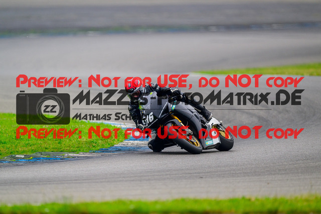 MaZZes_FotoMatrix_240521_6007705_2987 | WEISS