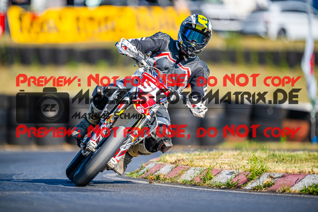 MaZZes_FotoMatrix_220529_5064 | Fotograf Mathias Schmid
Sportfotograf,
Eventfotograf,
Hochzeitsfotograf,
Portraitfotograf