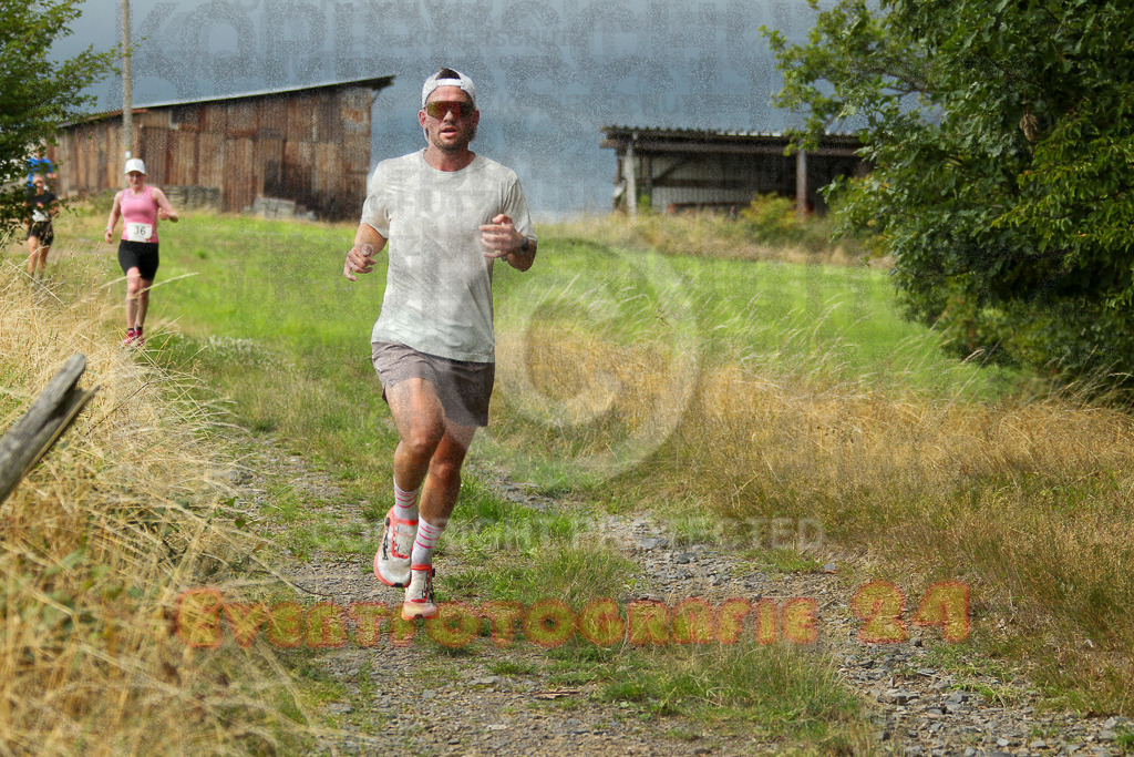 250801_1853_EV4_7673 | Sportfotografie im Rhein-Sieg Kreis, Köln, Bonn, NRW, Rheinland Pfalz, Hessen, etc. Unser Tätigkeitsfeld umfasst den Laufsport vom Volkslauf über den Marathon, Duathlon, Triathon bis zum Ultralauf wie Kölnpfad Ultra oder Schindertrail.