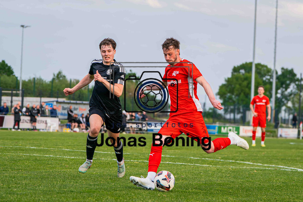Fußball I Herren I Saison 2025-2026 I Bezirksliga Weser-Ems 4 I 19. Spieltag I VfL Oythe - SW Osterfeine I 07282 | jns.sportfotos - Realisiert mit Pictrs.com