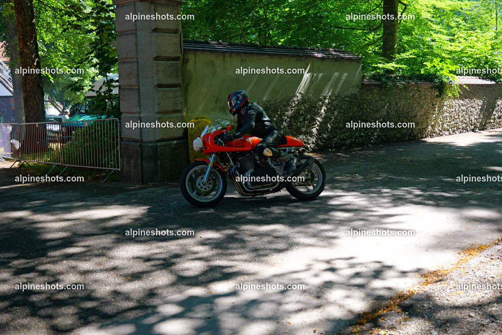 P1026454 | Erleben Sie atemberaubende, hochqualitative Fotos Ihrer Fahrt entlang der malerischen Alpenstraßen. Besuchen Sie alpineshots.com, um professionelle Aufnahmen Ihrer unvergesslichen Reise zu finden und zu kaufen - Realisiert mit Pictrs.com