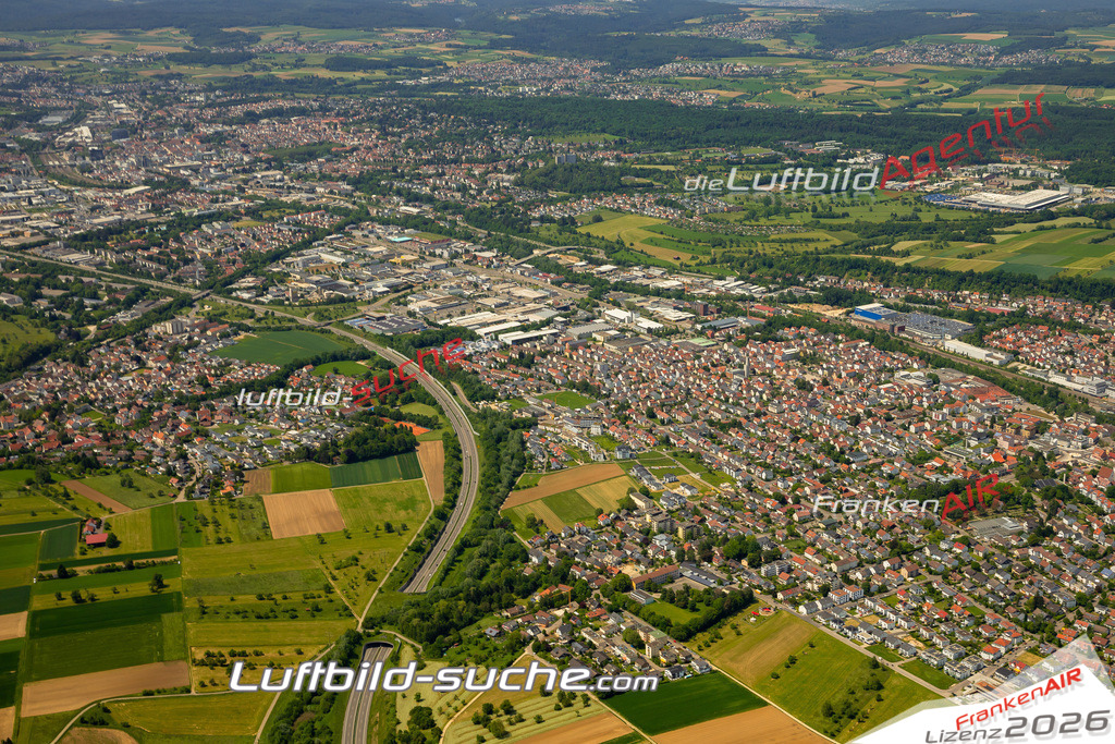 Das Luftbild zeigt  Eislingen - Die Luftaufnahme wurde 2023 vom UL-Flugzeug aus erstellt ( keine Drohne ) - Hochauflösende Luftaufnahme - Für grossformatige Ausdrucke geeignet. Die Geschenkidee !Mit Lizenz und Bildrechte bestellbar