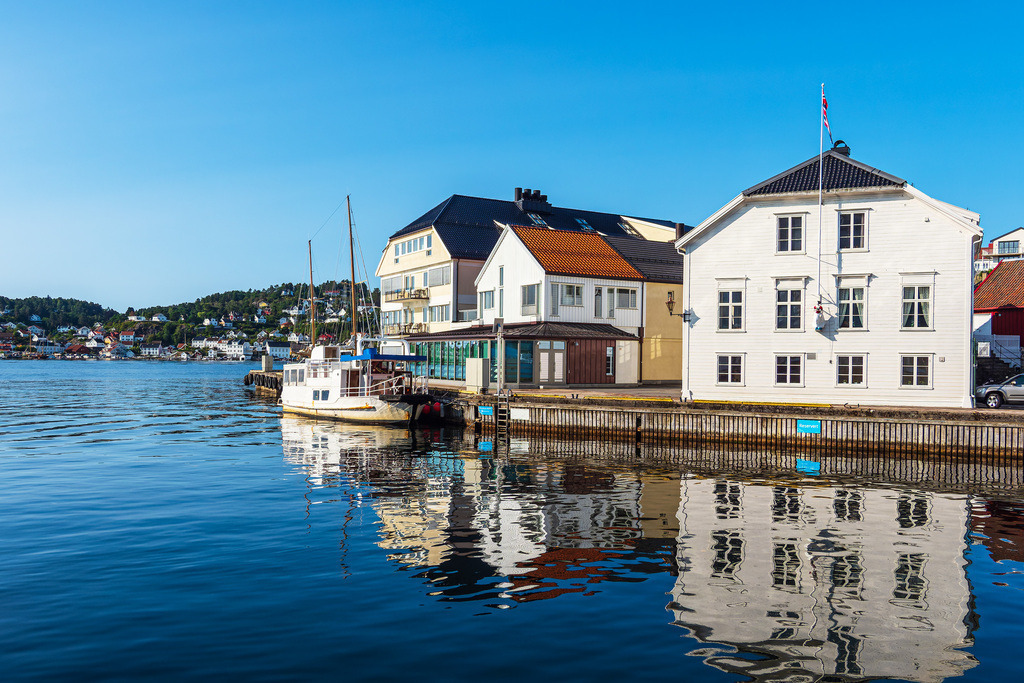 Blick auf die Stadt Arendal in Norwegen | Blick auf die Stadt Arendal in Norwegen.