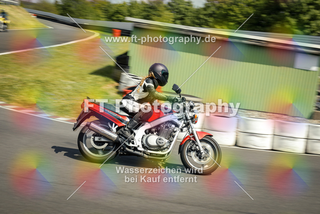 OBK_Mai_Martina_Markus-11148 | Hier findet Ihr Bilder von Touristenfahrten auf der Nürburgring Nordschleife oder von anderen Veranstaltungen die ich besucht habe. Viel Spass beim Durch Schauen 