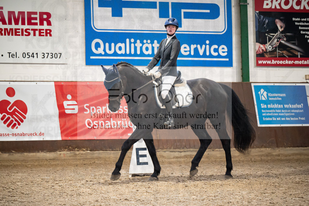 Hallenreittunier Voxtrup 2023 | Entdecke hochwertige Reitturnierfotos von Foto Oger. Professionell, emotional und authentisch – jetzt Lieblingsmomente im Shop bestellen.Deutschlandweite Turnierfotografie. - Realisiert mit Pictrs.com