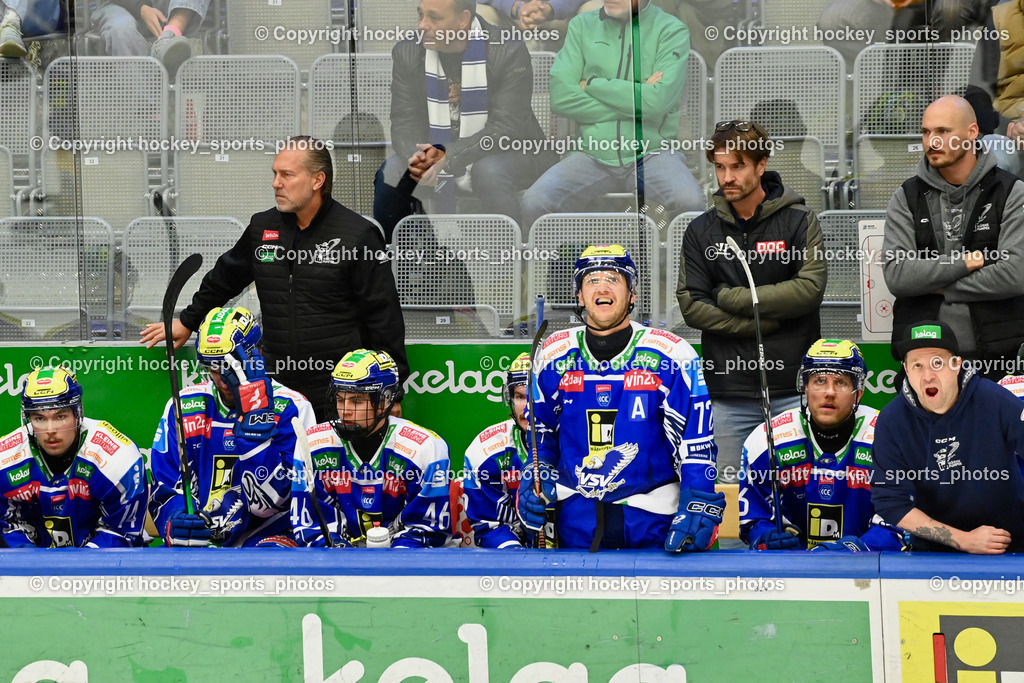EC IDM Wärmepumpen VSV vs. Pioneers Vorarlberg | Spielerbank EC VSV, Tray Tuomie Headcoach EC VSV, Dr. André Drobez Teamdoc EC VSV, Nico Steinwender Physiotherapist EC VSV, EC IDM Wärmepumpen VSV vs. Pioneers Vorarlberg, EC IDM WÄRMEPUMPEN VSV vs. Pioneers Vorarlberg am 03.10.2025 in Villach (Stadthalle Villach), Austria, (Photo by Bernd Stefan)