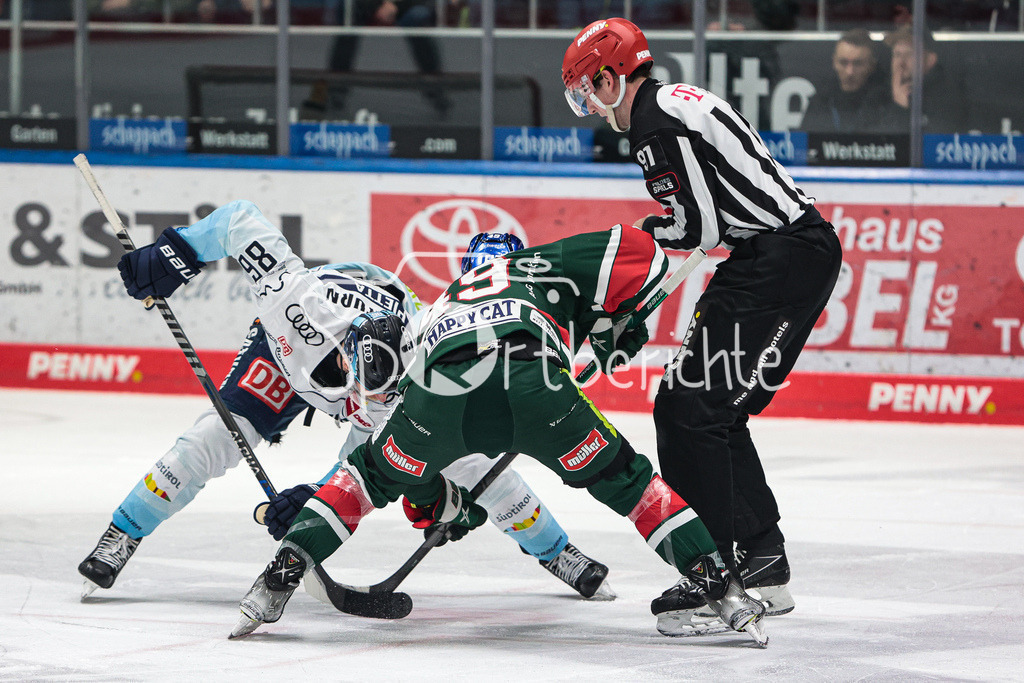 Augsburger Panther - ERC Ingolstadt | Daniel PIETTA (ING #86) beim Bully gegen Michael CLARKE (AEV #49)
