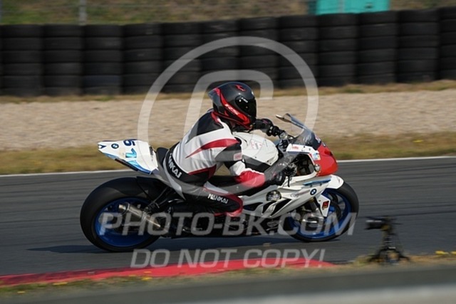 2024_09_07_PBK_34575 | Sportfotografie; SlowMotion; Video; Rennstrecke; Hafeneger; Speer; Racing; RSE; BMW; CBO; Trackday; Motorsportarena; Hockenheimring; Brno; Most; Barcelona; Valencia