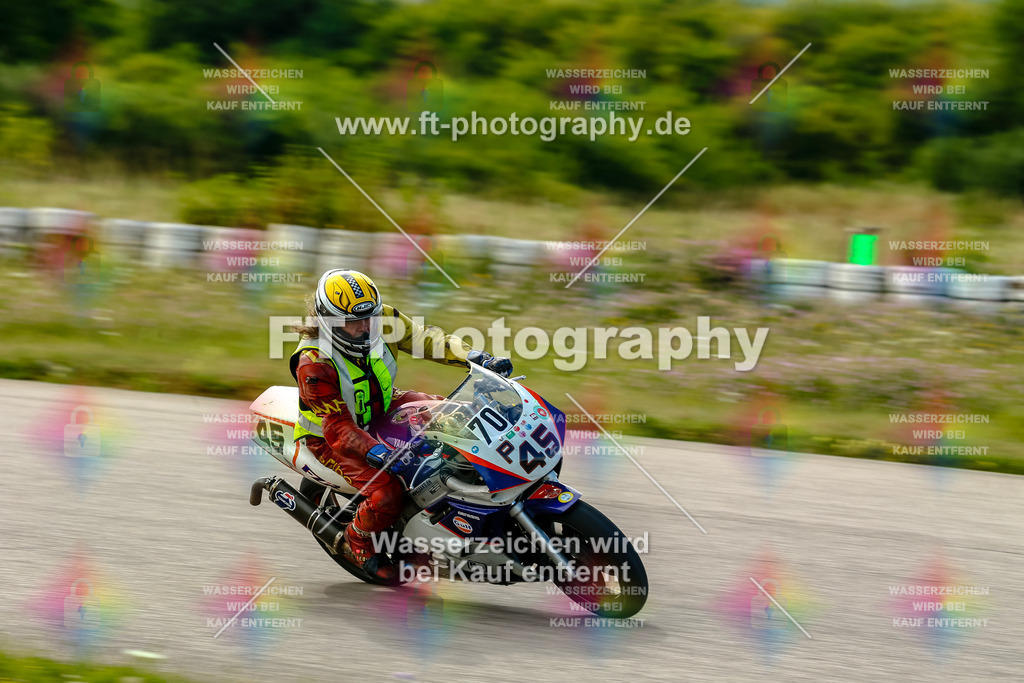Chambley Juli-0133 | Hier findet Ihr Bilder von Touristenfahrten auf der Nürburgring Nordschleife oder von anderen Veranstaltungen die ich besucht habe. Viel Spass beim Durch Schauen 