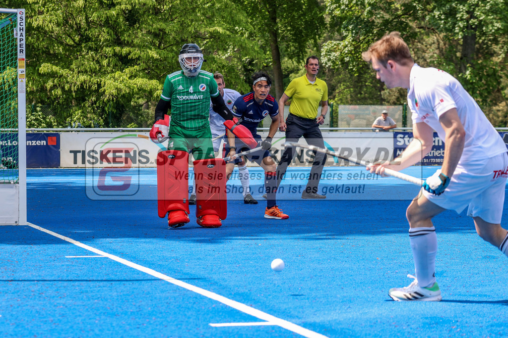 MJ_2023-05-13 Herren CHTC - MHC-13 | Lukas Stumpf (Mannheimer HC #4) &amp; Dan Nguyen Luong (Mannheimer HC #22), Crefelder HTC - Mannheimer HC am 13.5.2023 in der Gerd-Wellen-Sportanlage, Krefeld