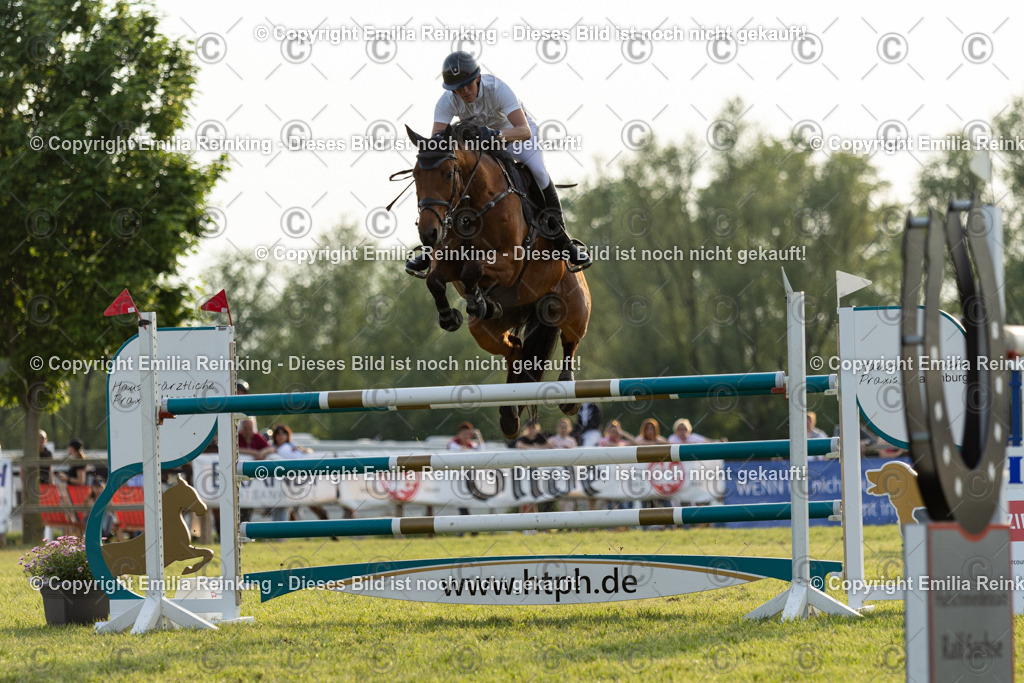 CL5A1362 | Emilia Reinking Fotografie - Realisiert mit Pictrs.com