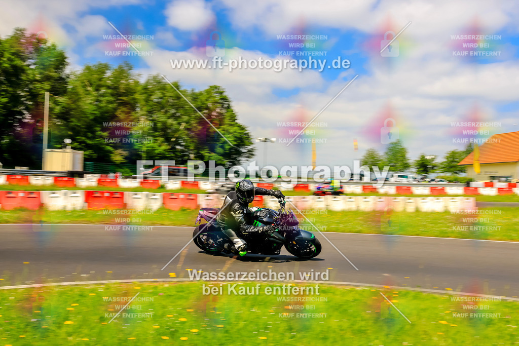 VBK-8088 | Hier findet Ihr Bilder von Touristenfahrten auf der Nürburgring Nordschleife oder von anderen Veranstaltungen die ich besucht habe. Viel Spass beim Durch Schauen 