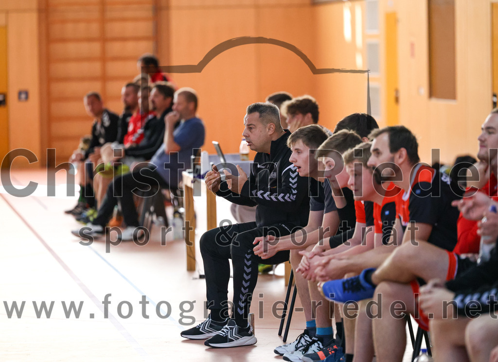 2022-10-16_020_SpVgg_Altenerding_II_gegen_SG_Moosburg_II | Erding, Deutschland, 16.10.2022:
Handball, Bezirksklasse Männer 2022 / 2023, 2. Spieltag, SpVgg Altenerding II gegen SG Moosburg II, Endergebnis: 30:23

Foto: Christian Riedel / fotografie-riedel.net