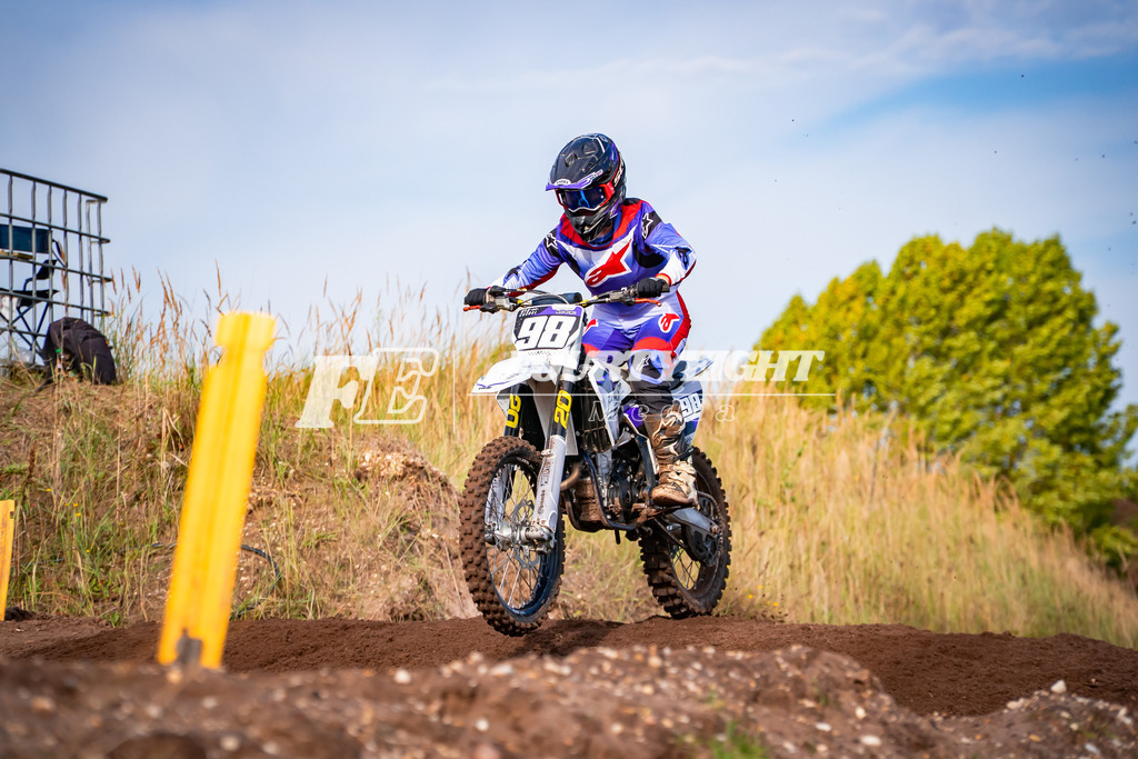 DSC00005 | fourtyeightmedia - Realisiert mit Pictrs.com