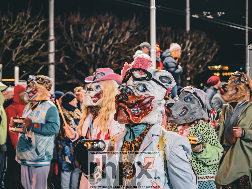 Monstercorso 2026 | Stimmungsvolle Fotokunst aus Luzern. Erlebe den Pilatus, den See und die Stadt Luzern in exklusiven Aufnahmen in der Fotogalerie & Shop. - Realisiert mit Pictrs.com