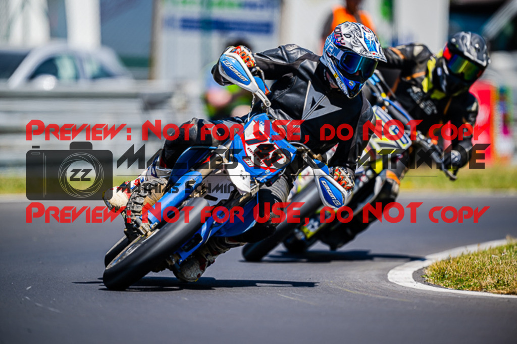 MaZZes_FotoMatrix_220703_2340 | UE40