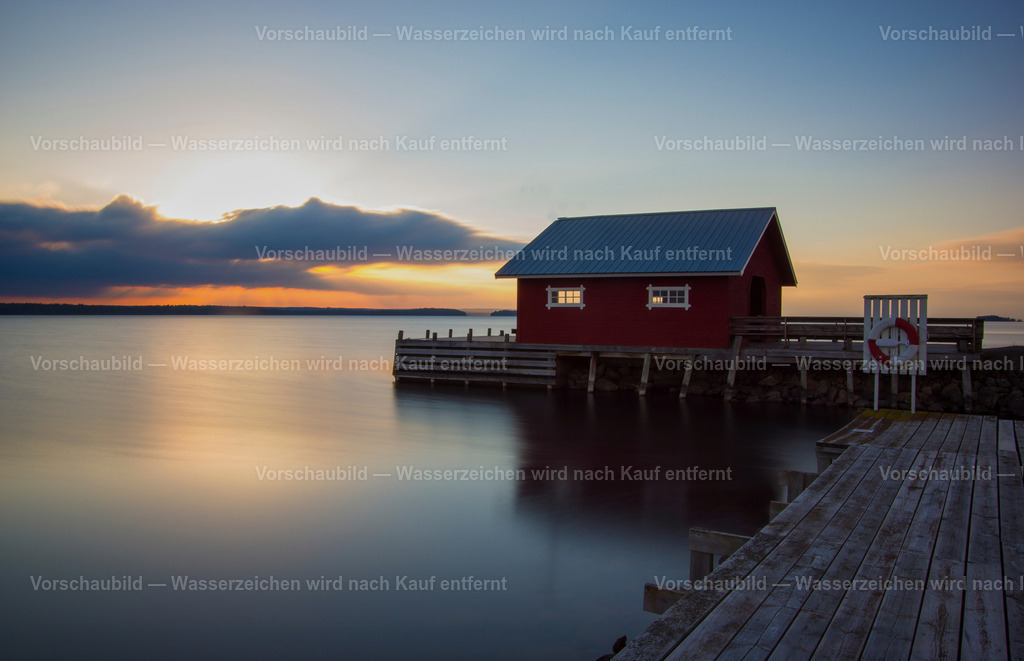 Bootshaus am Siljan | See in Dalarna, Schweden - Realisiert mit Pictrs.com