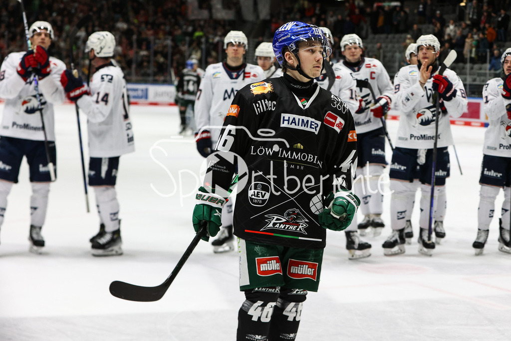 Augsburger Panther - Adler Mannheim | Moritz ELIAS (AEV #46) ist wieder zurueck in Augsburg