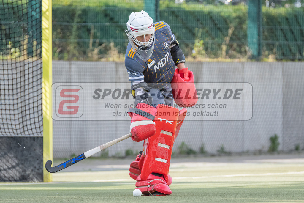 HK_20220925_100211 | 1. Bundesliga Herren Düsseldorfer HC - Berliner HC  am 25.9.2022 DHC Düsseldorf, Düsseldorf , Zickler Anton Torwart ( Düsseldorfer HC #32 )