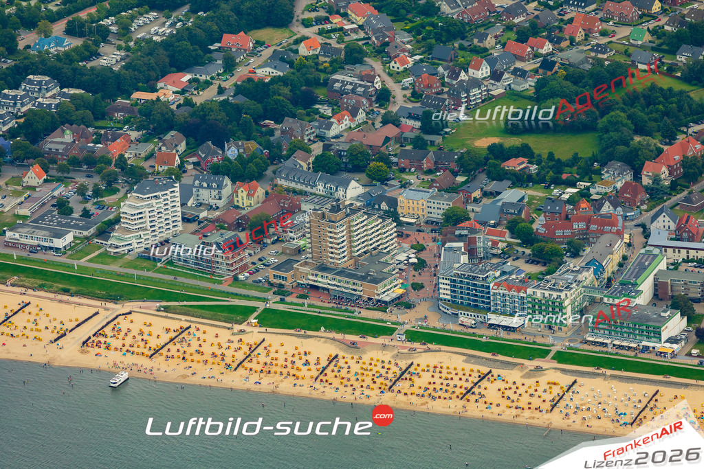 Klassische Luftaufnahme ohne Drohne zeigt:Duhnen Hotel am Strand bei Cuxhaven - Die Luftbildaufnahme wurde 2025 vom UL-Flugzeug heraus erstellt ( keine Drohnenaufnahme ) - Hochauflösende Luftaufnahme -Nicht vergleichbar mit Google Maps oder Satelittenbilder- Die Geschenkidee !Mit Lizenz und Bildrechte bestellbar