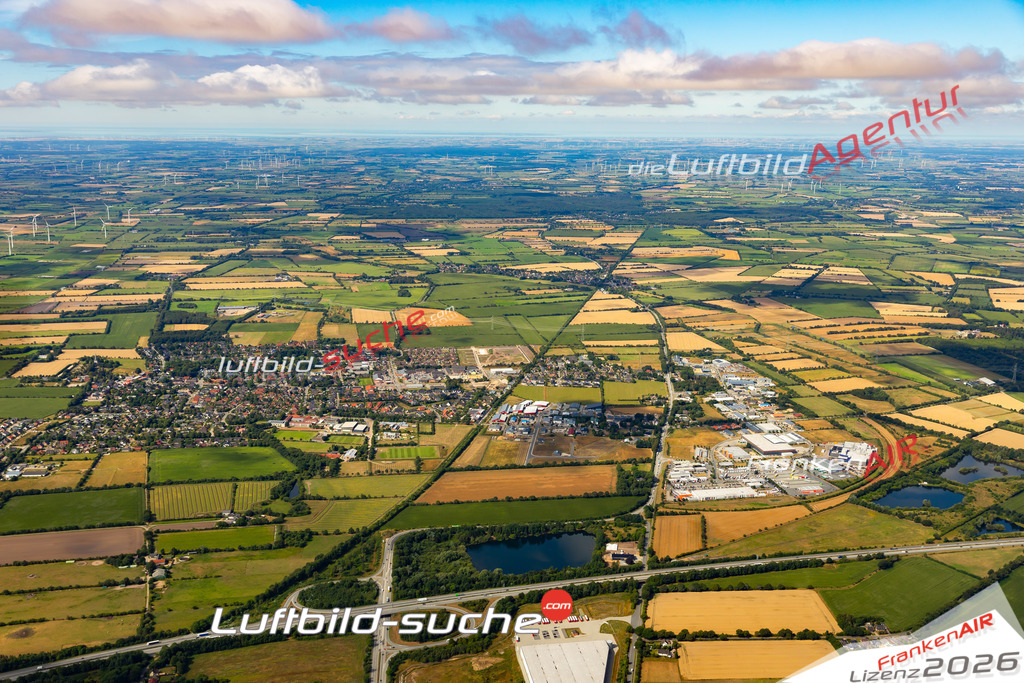 Das Luftbild der Stadt Handewitt wurde 2022 vom Flugzeug heraus erstellt (keine Drohnen-Aufnahmen) Aufnahmehöhe ca.450 Meter- hohe Bildauflösung und Druck-Qualität. Garantiert!