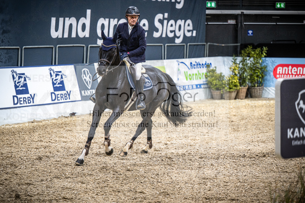 DOS_0994 | Entdecke hochwertige Reitturnierfotos von Foto Oger. Professionell, emotional und authentisch – jetzt Lieblingsmomente im Shop bestellen.Deutschlandweite Turnierfotografie. - Realisiert mit Pictrs.com