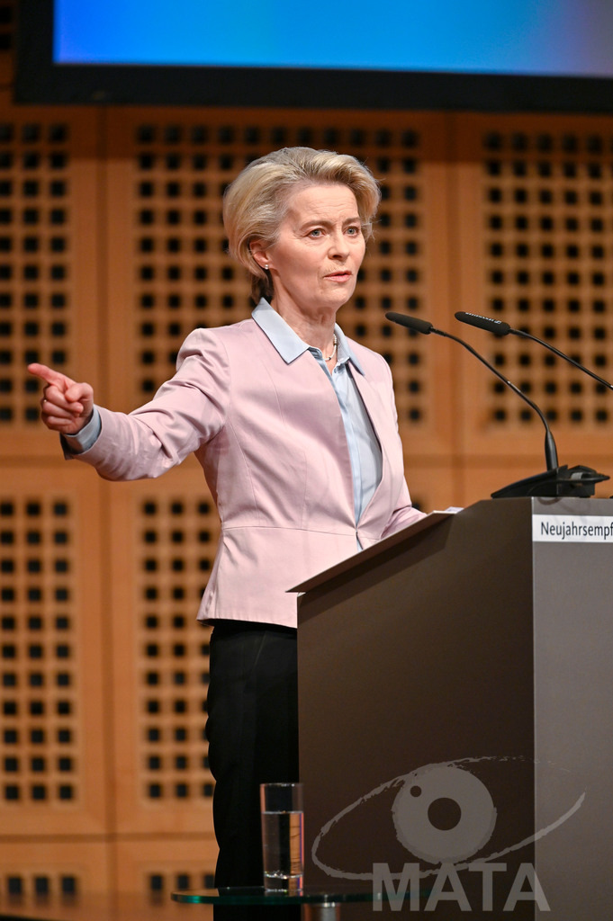 _DWI0695 | Politikerin Ursula von der Leyen beim CDU-NRW Neujahrsempfang in Düsseldorf. Düsseldorf, 28.01.2023 - Realisiert mit Pictrs.com