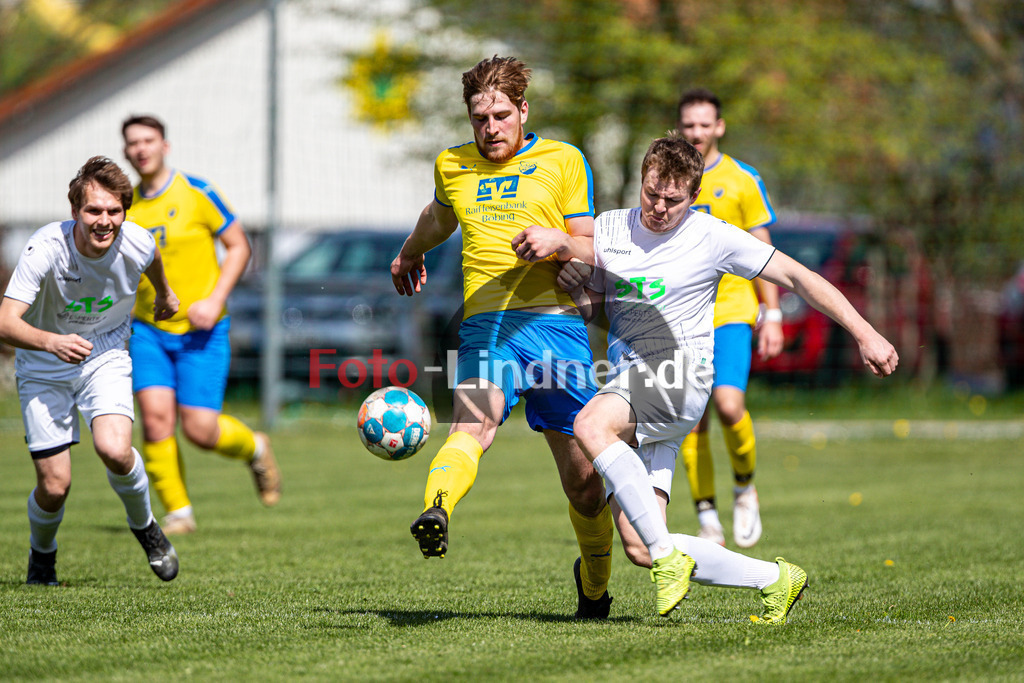 SC Böbing vs SG SV Eberfing/SV Söchering | Abstiegs Qualifikationsrunde A-Klasse Gruppe P, SC Böbing vs SG SV Eberfing/SV Söchering, 20240414,
Duell zwischen Josef SCHWALLER (SCB 11) und Stefan NEBL (SVES 8),
2024-04-14 in Böbing (Sportplatz Böbing)
11 Josef SCHWALLER (SCB 11), 8 Stefan NEBL (SVES 8)
Copyright: WolfgangxLindner foto-lindner.de