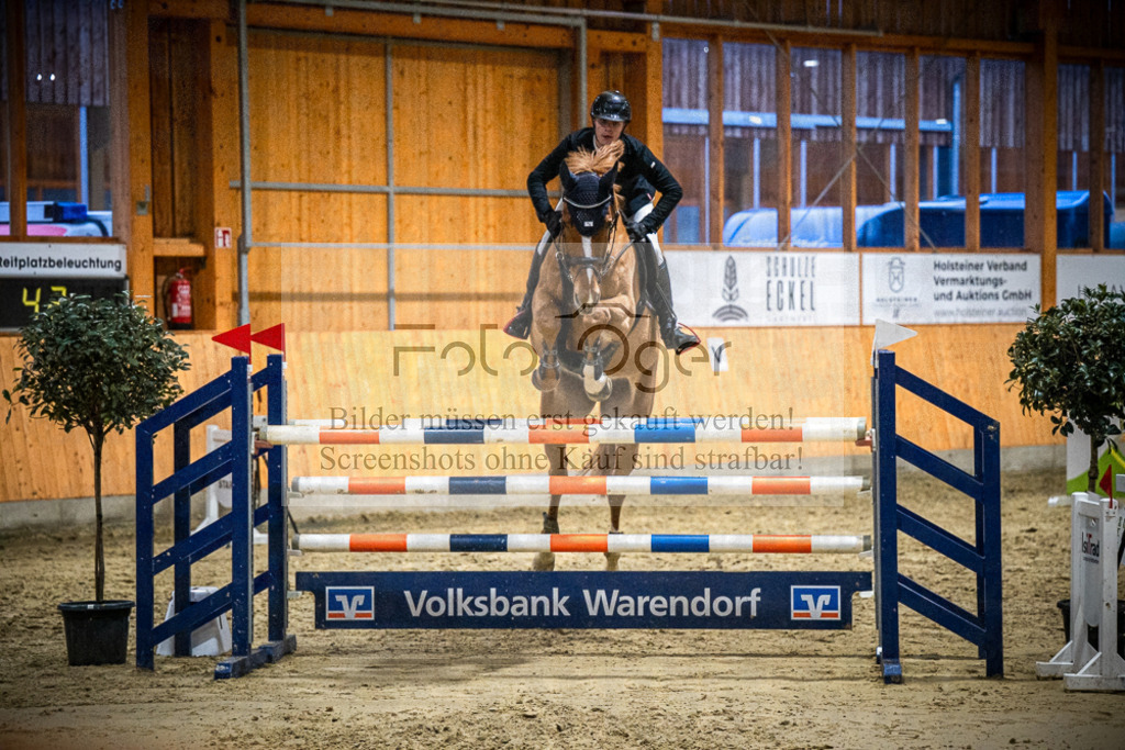 DOS_2880 | Entdecke hochwertige Reitturnierfotos von Foto Oger. Professionell, emotional und authentisch – jetzt Lieblingsmomente im Shop bestellen.Deutschlandweite Turnierfotografie. - Realisiert mit Pictrs.com