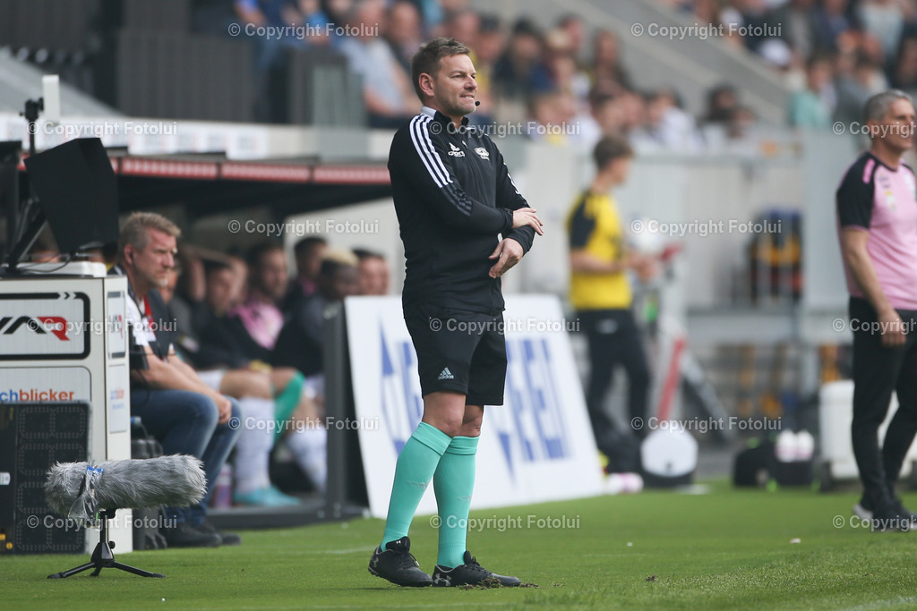 A_LUI_20230423_0042 | SPORT FUSSBALL ADMIRAL BUNDESLIGA 2022/23 LASK VS SC RAPID

IM BILD: Manuel Schüttengruber (4.Offizieller)
FOTO:FOTOLUI/UW