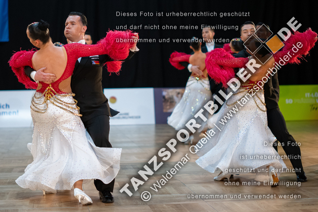 20250118-11466 | Hier finden Sie Tanz Bilder vom Latein und Standard Formationen tanzen. Sportbilder vom Tanzsport. Schöne Fotos und von Weltmeisterschaft, Europameisterschaft, Bundesliga, Regionalliga, Oberliga und Landesliga sowie von GOC Stuttgart, DanceComp, WM Bremen