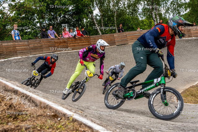 BayBMX2026-05646 | Fotogalerie von Thomas Dettweiler mit Eventbildern und lizenzfreien Fotos. Perfekt als Wandbild, für Büro, Website oder private Nutzung. - Realisiert mit Pictrs.com