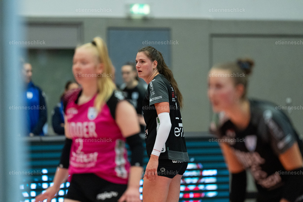 Dresdner SC - Binder Blaubären TSV Flacht, DEKRA 1. Bundesliga Frauen, Volleyball | Im Bild: Frauke Skrabak (11, Binder Blaubären TSV Flacht)24.10.2026, Dresdner SC -  Binder Blaubären TSV Flacht, DEKRA 1. Bundesliga Frauen, Volleyball, Deutschland, Dresden, Cyberport Arena