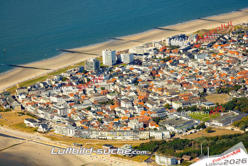 Aktuelles Luftbild von  Norderney - Die Luftaufnahme wurde 2022 mittels UL-Flugzeug erstellt ( keine Drohne ) - hochauflösende Kamera-Systeme von  Canon -Beste Qualität - Für grossformatige Ausdrucke geeignet. Die Geschenkidee !