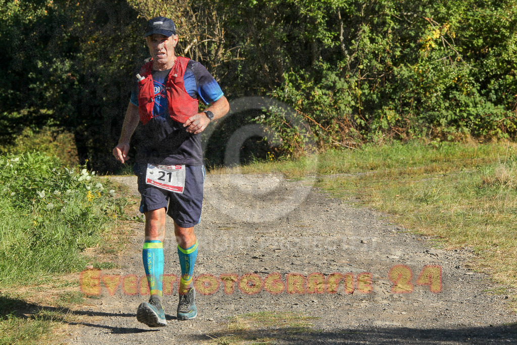 250830_1655_EV4_4716 | Sportfotografie im Rhein-Sieg Kreis, Köln, Bonn, NRW, Rheinland Pfalz, Hessen, etc. Unser Tätigkeitsfeld umfasst den Laufsport vom Volkslauf über den Marathon, Duathlon, Triathon bis zum Ultralauf wie Kölnpfad Ultra oder Schindertrail.