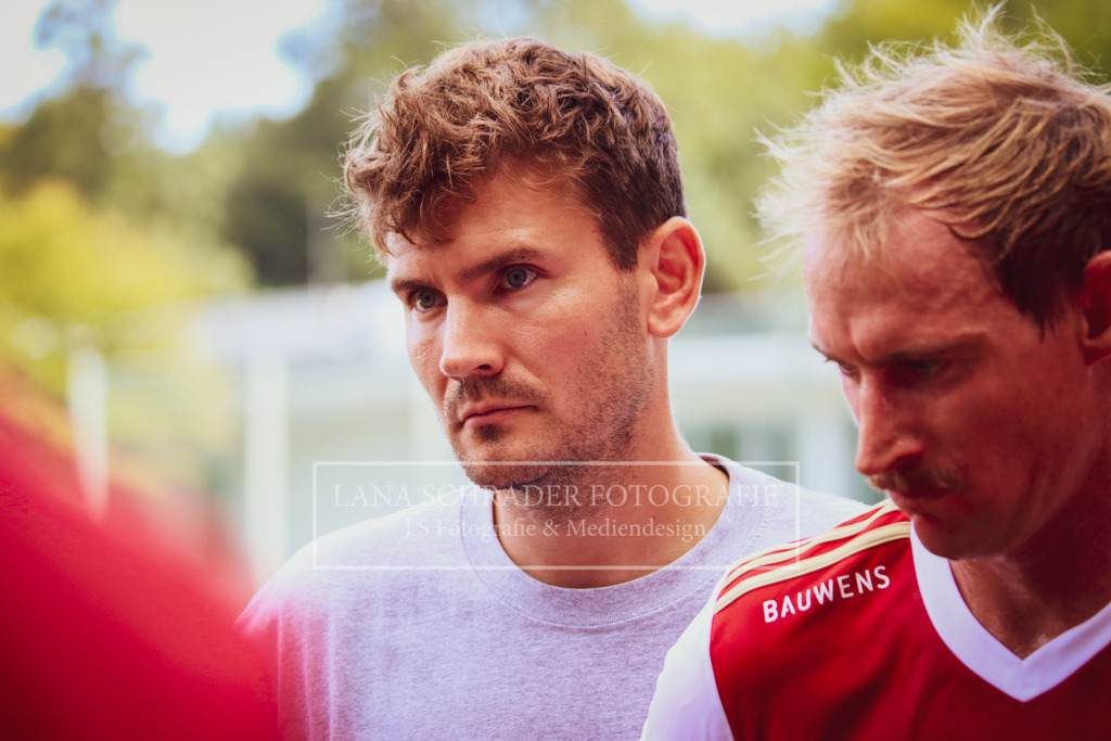 HERREN BUNDESLIGA Rot-Wei_ K_ln - Crefelder HTC 07.09.24 K_ln-005 | lanaschraderfotografie - Realisiert mit Pictrs.com