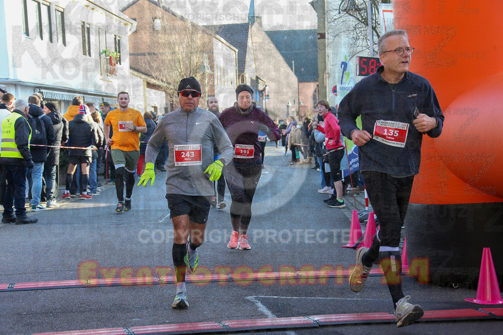 241201_1235_EX1_2759 | Sportfotografie im Rhein-Sieg Kreis, Köln, Bonn, NRW, Rheinland Pfalz, Hessen, etc. Unser Tätigkeitsfeld umfasst den Laufsport vom Volkslauf über den Marathon, Duathlon, Triathon bis zum Ultralauf wie Kölnpfad Ultra oder Schindertrail.