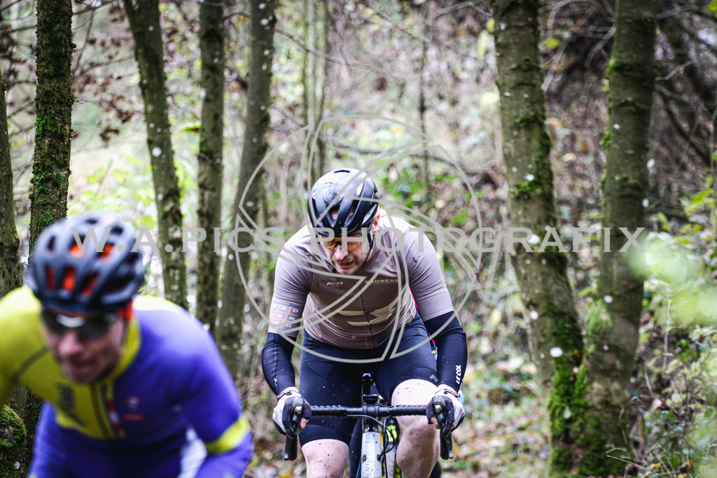 ..... | AUSTRIA, 24.11.24, 3.Radquerfeldein GP um das Sportzentrum Gunskirchen Image shows: Photo: Wapics / Andreas Willdoner