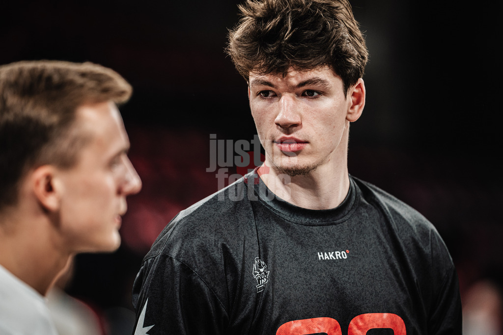 Basketball | Männer | Saison 2023/2024 | easyCredit Basketball Bundesliga | 31. Spieltag | Veolia Towers Hamburg vs. HAKRO Merlins Crailsheim | 30.04.2024 | Matej Zejdl (#21, HAKRO Merlins Crailsheim)